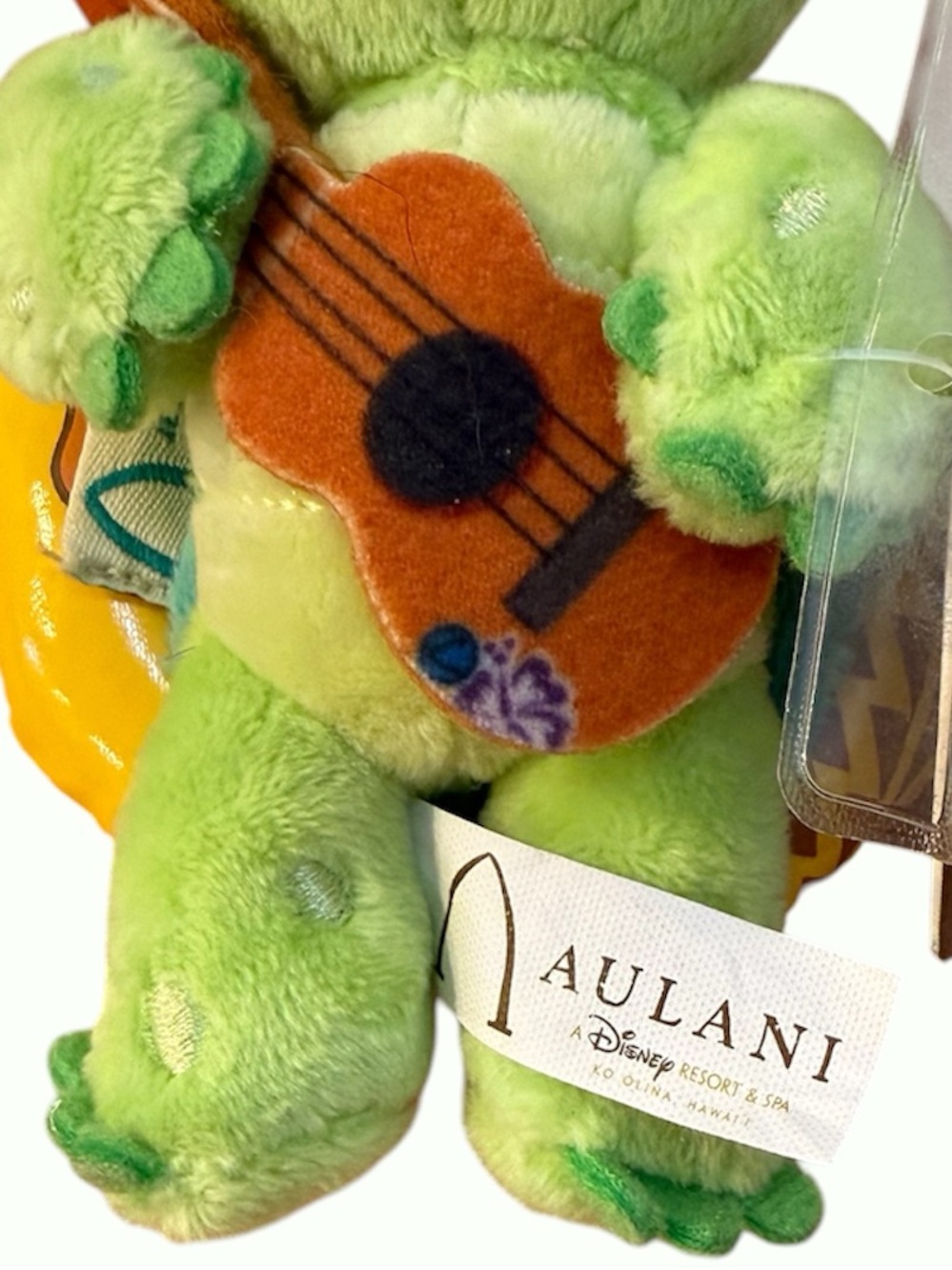Disney Aulani Hawaii Olu Mel Turtle Ukulele Inner Tube Plush Keychain Bag Charm - Picture 4 of 8